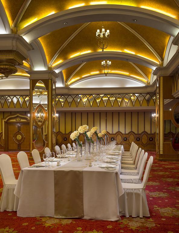 Celebrity International Grand Hotel Peking  Buitenkant foto