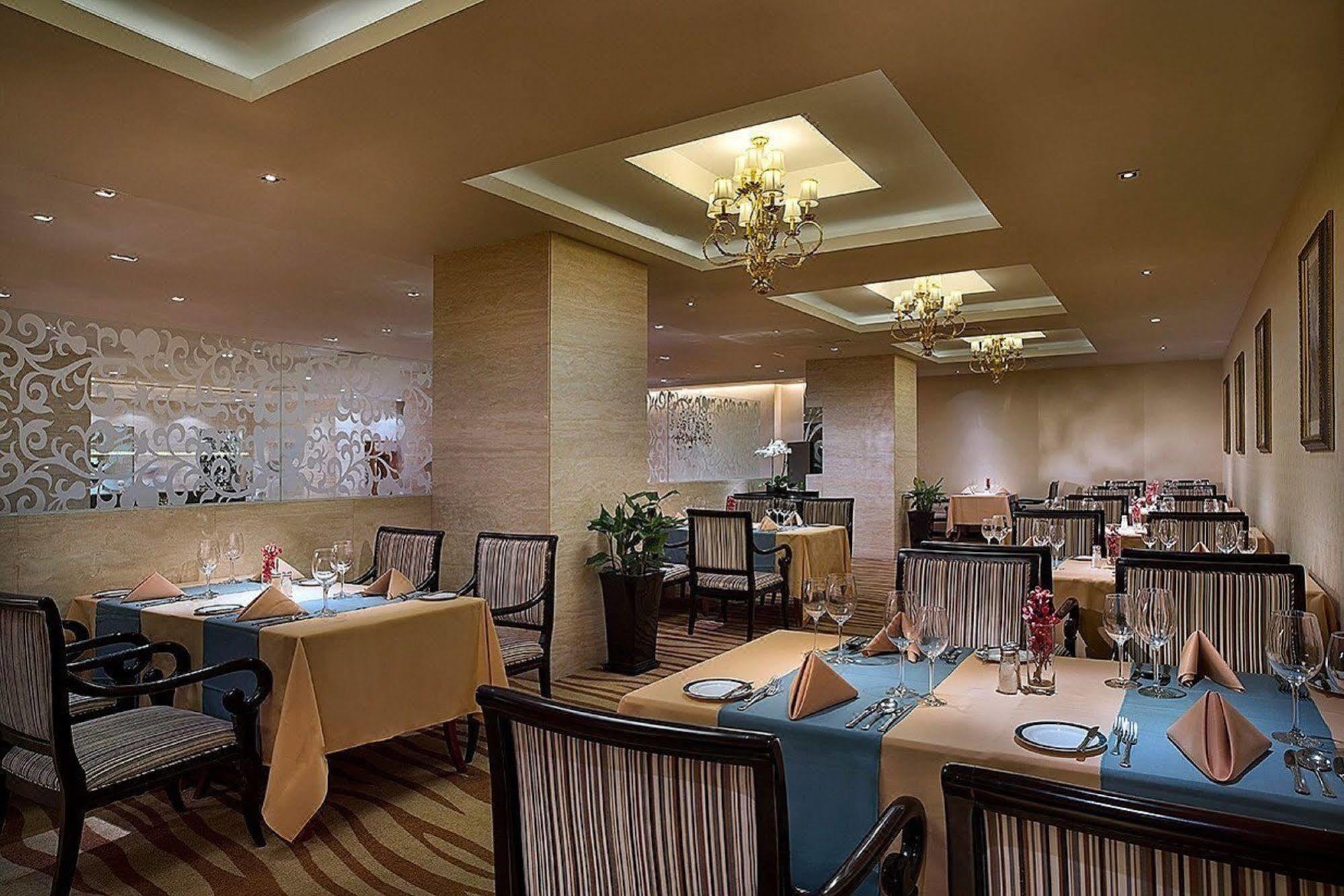 Celebrity International Grand Hotel Peking  Buitenkant foto